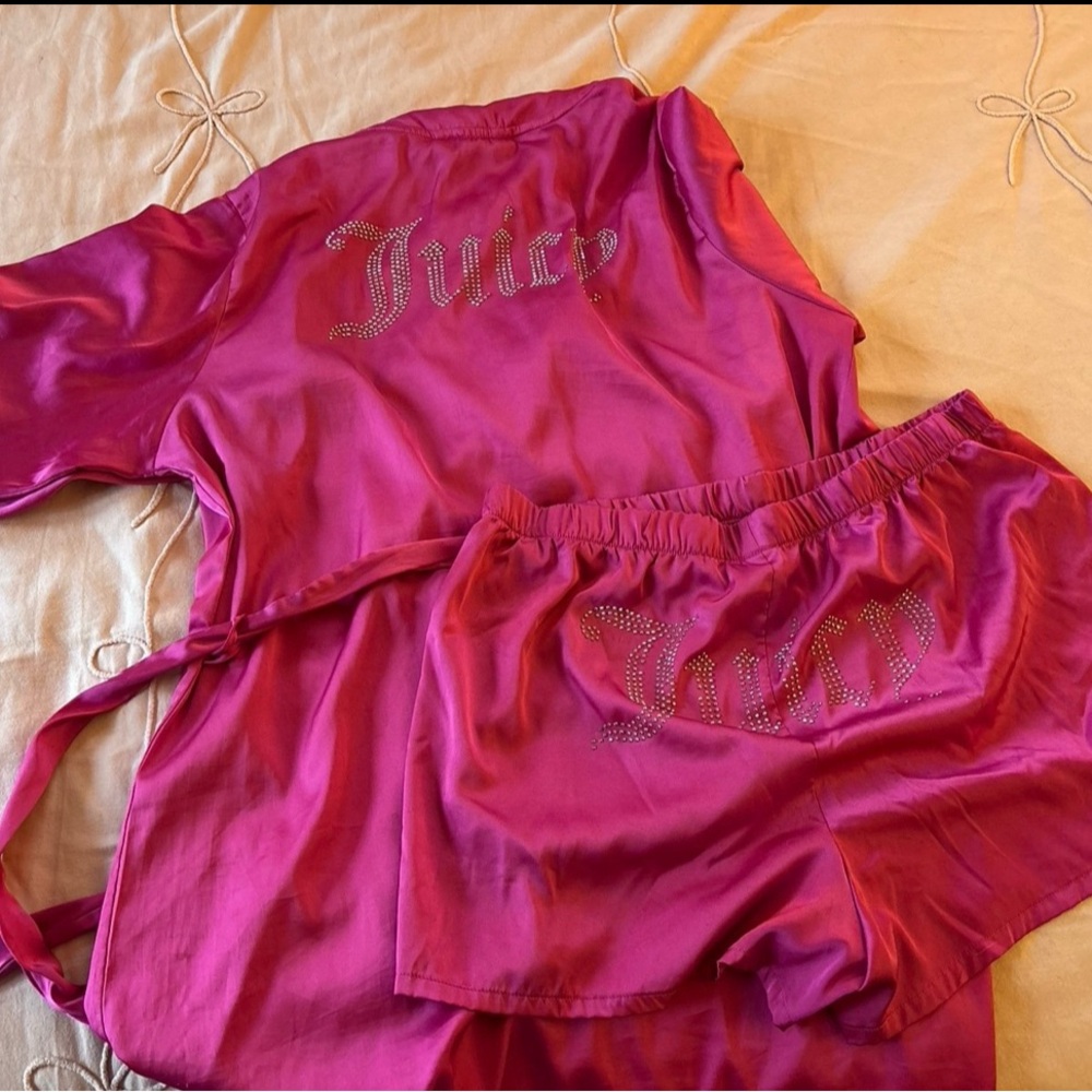 Juicy Couture Fuchsia Satin Robe Set